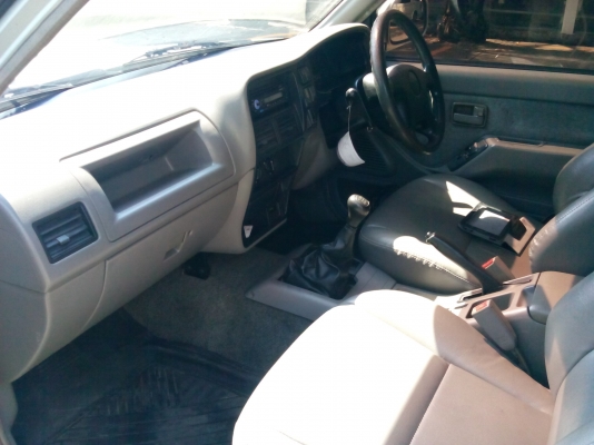 ขาย isuzu dragonpower 2.5 slx cab ปี 2000 รุ่นท็อป รถสวย พร้อมใช้ เอกสารพร้อมโอน