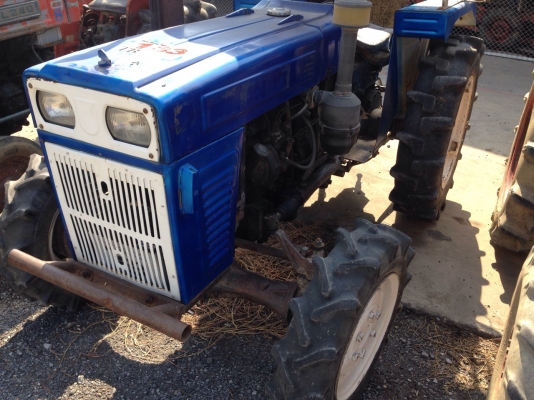 แทรกเตอร์ แชม 4WD เก่าไทย