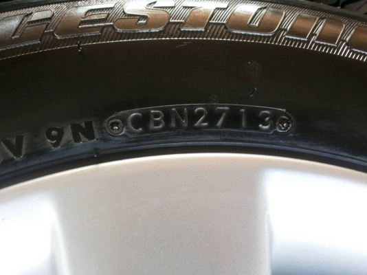 ล้อแม็คเดิม อัลติส ขอบ15  พร้อมยางบริสโตน 195-65R15 ปี13