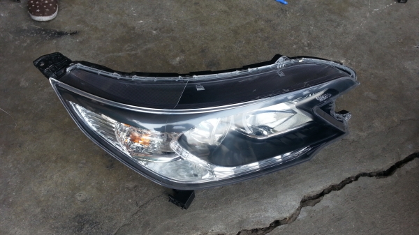 ไฟหน้า CRV ปี2015 ของแท้มือสอง ราคา ต่อข้าง