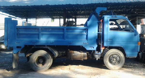 รถดัมพ์อีซูซุ NPR 115 ปี 37 พร้อมใช้งาน