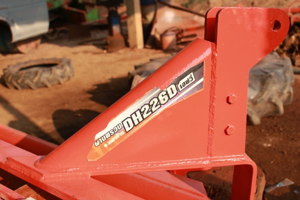 รถไถ KUBOTA L3408 พร้อมผานหกตราช้าง