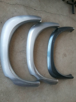 คิ้วล้อดีแม็ค ของแท้มือสอง ราคาต่่อชิ้น