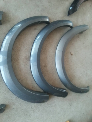 คิ้วล้อ TRITON ของแท้มือสอง ราคาต่่อชิ้น