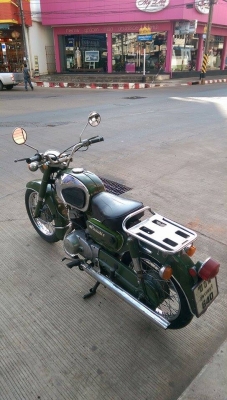 คลาสสิคตัวเก๋าคับ SUZUKI K125 M1ท่อคู่ ทะเบียนพร้อมโอน เดิมๆของครบ แปลงCDI เรียบร้อย ระบบไฟออกหมด ปั๊มออโต้ลูปใช้ได้ปกติ สตาทมือใช้ได้ แบตเตอรี่ใหม่ พร้อมใช้งานคับ สวยๆ ราคา 32500 บาท ส่งได้ทั่วไทยคับ สนใจติดต่อ 081-0578282 ไอดีไลน์ POPBIGBIKESAKON คับ สน