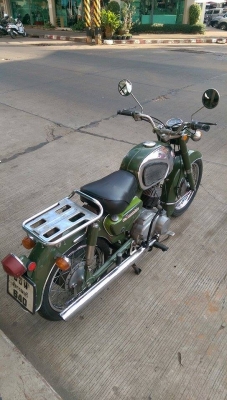 คลาสสิคตัวเก๋าคับ SUZUKI K125 M1ท่อคู่ ทะเบียนพร้อมโอน เดิมๆของครบ แปลงCDI เรียบร้อย ระบบไฟออกหมด ปั๊มออโต้ลูปใช้ได้ปกติ สตาทมือใช้ได้ แบตเตอรี่ใหม่ พร้อมใช้งานคับ สวยๆ ราคา 32500 บาท ส่งได้ทั่วไทยคับ สนใจติดต่อ 081-0578282 ไอดีไลน์ POPBIGBIKESAKON คับ สน