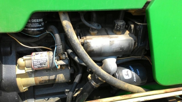 ขาย JOHN DEERE 5205 2เพรา พร้อมดันห้า ผาน 3 อุปกรณ์หน้าหลังครบ ราคา 400,000 สอบถาม 0818618678  อ.แกลง จ.ระยอง