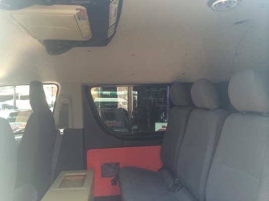 Toyuta commuter. 2.7. Cng  ปี2007 mt