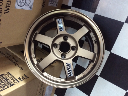 ขายแม็กใหม่te37ขอบ15 กว้าง7 ออฟ35 ปั้มครบถูกสุดๆแม็กเปล่า11000 แถมครบ