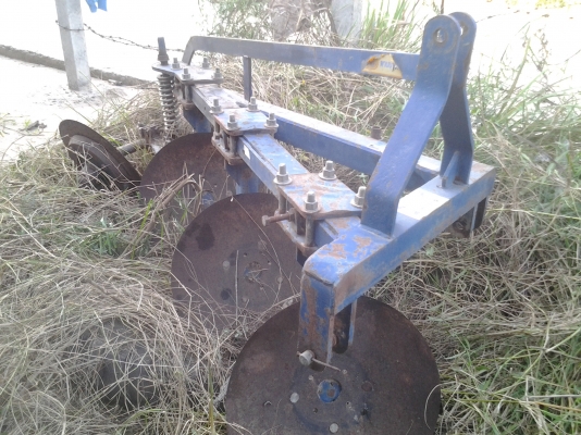 ขายตามสภาพพาน3ใบ18นิ้วติดกับรถไถคูโบต้ายีห้อHUI