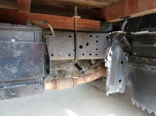 ISUZU อีซูซุ NHR 69E  ป้ายเขียว