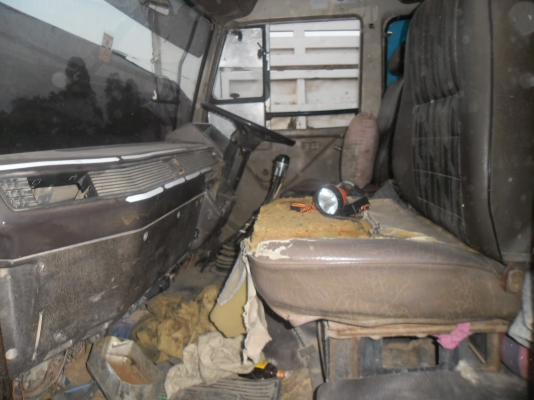 ขายรถบรรทุกรถแบคโฮ MITSOFUSO FN 527MA เบรคใหญ่10 เกียร์ 2 เพลาดั้มทะเบียนเต็มชุดโอนพร้อม