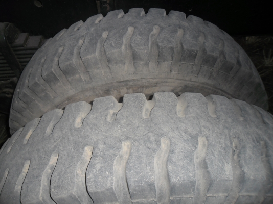 ขายรถบรรทุกรถแบคโฮ MITSOFUSO FN 527MA เบรคใหญ่10 เกียร์ 2 เพลาดั้มทะเบียนเต็มชุดโอนพร้อม