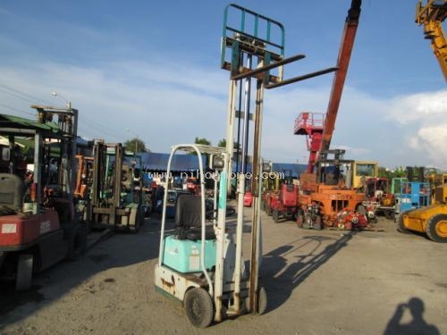 รถยกไฟฟ้า KOMATSU FB05-3 รหัสสินค้า : 13001180 หรือเพิ่มเติมไดที่ www.nihonmono.com รถยกไฟฟ้า KOMATSU FB05-3 รหัสสินค้า : 13001180 หรือเพิ่มเติมไดที่ www.nihonmono.com
