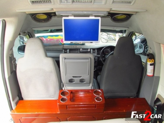 ขายด่วนๆ. รถตู้TOYOTA COMMUTER. ตู้ CNG 2.7 CC   MT 2008  วีไอพี เต็มๆ. ราคา 623,000 บาทค่ะ. โทร 0922726669 ตันหยงค่ะ