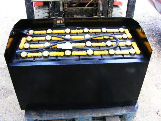 ขายให้เช่า แบตเตอรี่รถฟอรค์ลิฟท์ไฟฟ้า