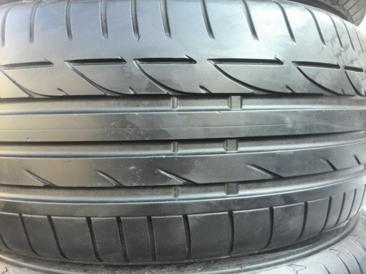 ขายยาง BRIDGESTONE S001 225-50-17 ปี12 ดอกหนา เนื้อนิ่ม ชุดละ 6,400 บาท ขายยาง BRIDGESTONE S001 225-50-17 ปี12 ดอกหนา เนื้อนิ่ม ชุดละ 6,400 บาท