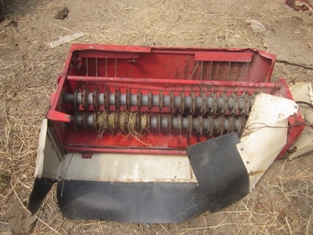 ขาย - รถเกี่ยวข้าว แบบนั่งขับ YANMAR: TC 800 เครื่องดีเซล 2 สูบ  2 แถว เก่าญี่ปุ่น