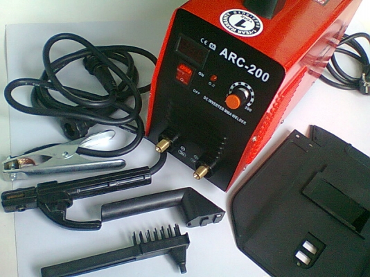 ตู้เชื่อมระบบ MOSFET - INVERTER 200 แอมป์เต็ม ตู้เชื่อมระบบ MOSFET - INVERTER 200 แอมป์เต็ม