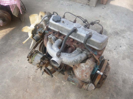 ขายเครื่องยนต์ดีเซล NISSAN SD23  มีเลข
