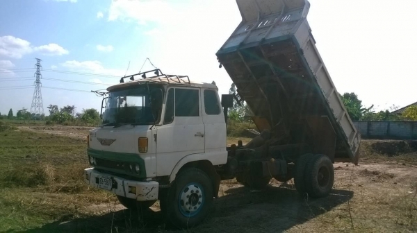 ขายต่อดาวน์ 6 ล้อดั้ม KL300 เครื่อง+เกียร์ EH700 168 แรงม้า เฟืองท้ายใหญ่จัมโบ้ พวงมาลัยพาวเวอร์ ยางเต็มทั้ง 6 เส้น ทะเบียนเต็มพรัอมโอน