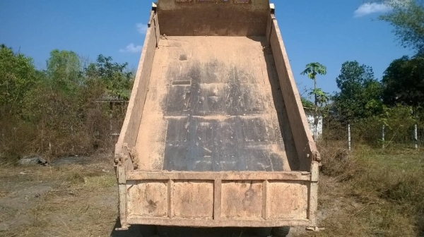 ขายต่อดาวน์ 6 ล้อดั้ม KL300 เครื่อง+เกียร์ EH700 168 แรงม้า เฟืองท้ายใหญ่จัมโบ้ พวงมาลัยพาวเวอร์ ยางเต็มทั้ง 6 เส้น ทะเบียนเต็มพรัอมโอน