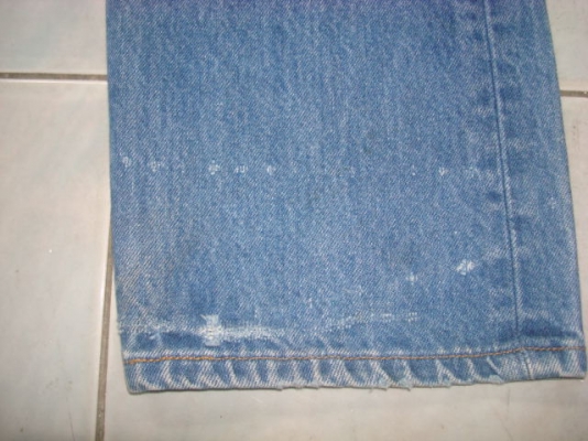 รหัส0748 ยีนส์Levi's 501 ผ้าทราย ของแท้ มือสอง เอว 34นิ้วครึ่ง ยาว 30 made in usa