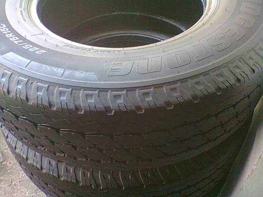BRIDGESTONE 225 75 15 ปี 13