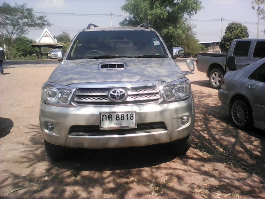 ขายTOYOTA  FORJUNER ตัว G(เพื่อนฝากขาย)