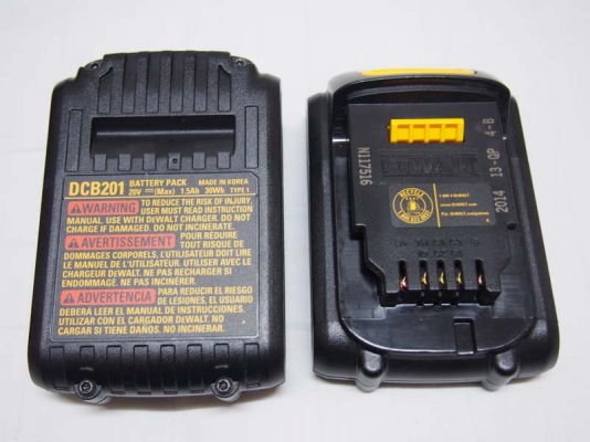 สว่านไร้สาย DeWALT DCD780 ไฟ20โวลท์พร้อมแท่นชาร์จแบ็ตลิเทียม2ก้อนและเคสพลาสติค Build in USA สว่านไร้สาย DeWALT DCD780 ไฟ20โวลท์พร้อมแท่นชาร์จแบ็ตลิเทียม2ก้อนและเคสพลาสติค Build in USA