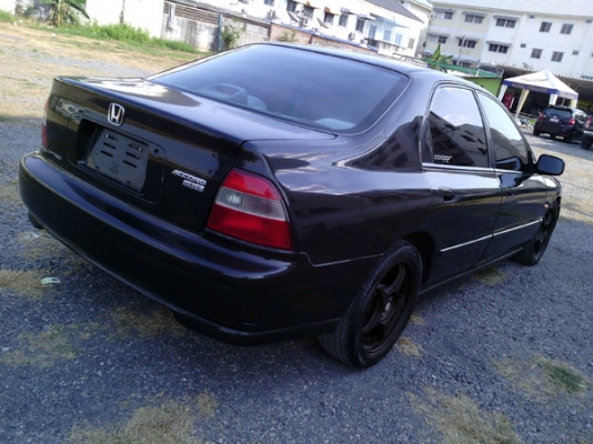 ขายท้ายก่อนเดียว ปี96 เครื่องACC VTECแอร์เย็นLPG แม็ค17สีสวย