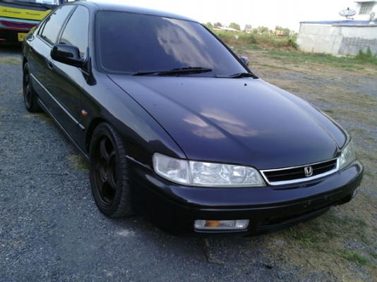 ขายท้ายก่อนเดียว ปี96 เครื่องACC VTECแอร์เย็นLPG แม็ค17สีสวย