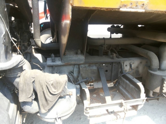 ขายรถบรรทุก4ล้อเครื่อง4D31ถูกๆตามสภาพมีให้เลือกหลายคัน