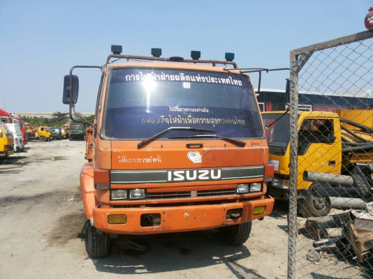 ขายรถ6ล้อเครื่อง195แรง รถห้างมือเดียว สภาพดี