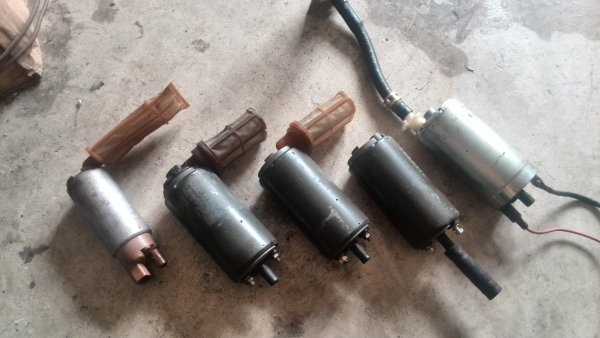 ขายปั้มติ๊กในถัง RB-J  ใช่งานปกติครับ  ลูกละ 650 บาท