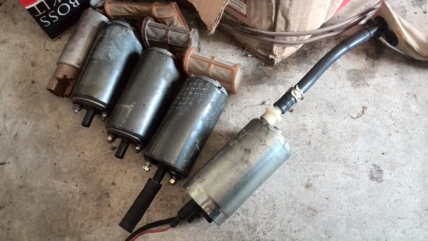 ขายปั้มติ๊กในถัง RB-J  ใช่งานปกติครับ  ลูกละ 650 บาท