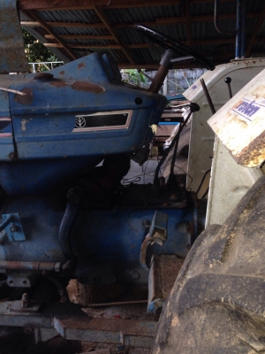 ขายรถไถเพลาเดียวFORD 6610 เก่าเก็บ สภาพดี สนใจโทร 081-970-1072