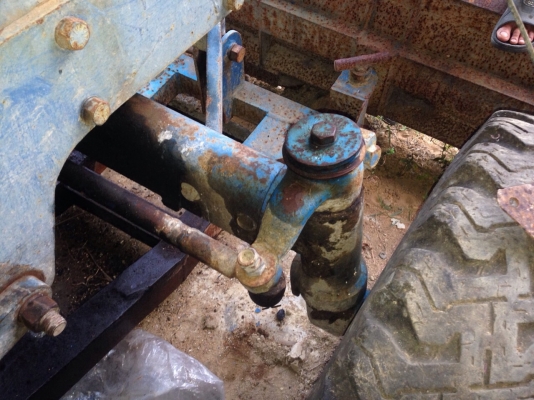 ขายรถไถเพลาเดียวFORD 6610 เก่าเก็บ สภาพดี สนใจโทร 081-970-1072