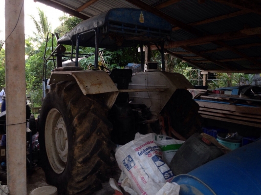 ขายรถไถเพลาเดียวFORD 6610 เก่าเก็บ สภาพดี สนใจโทร 081-970-1072