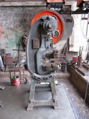 เครื่องปั๊มข้อเสือ - (2)