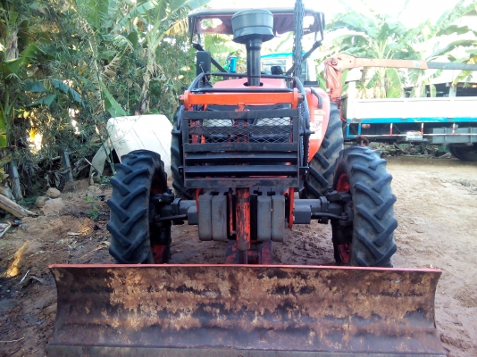 M7040 ดันหน้า +ผาน6x26นิ้ว ถูกที่สุด 350000บาท (เล่มทะเบียนพร้อม)