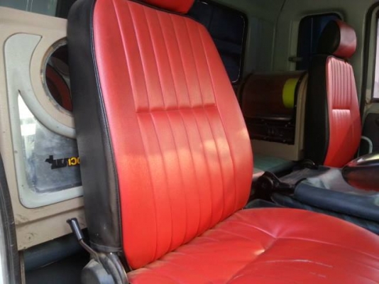 ขอบคุณลูกค้าที่โทรมาภามสิบล้อสวย ๆๆนะครับ รถผมมี น้อย แต่ 100 เปอเซ็น เครื่องแรง380  เพลงลั่นๆๆ กระบะสวย  วางมัดจำแล้วครับ