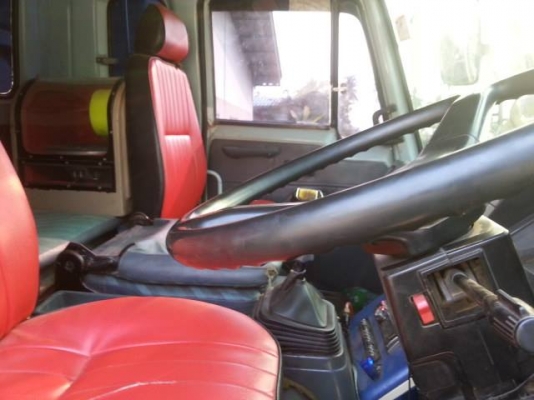 ขอบคุณลูกค้าที่โทรมาภามสิบล้อสวย ๆๆนะครับ รถผมมี น้อย แต่ 100 เปอเซ็น เครื่องแรง380  เพลงลั่นๆๆ กระบะสวย  วางมัดจำแล้วครับ