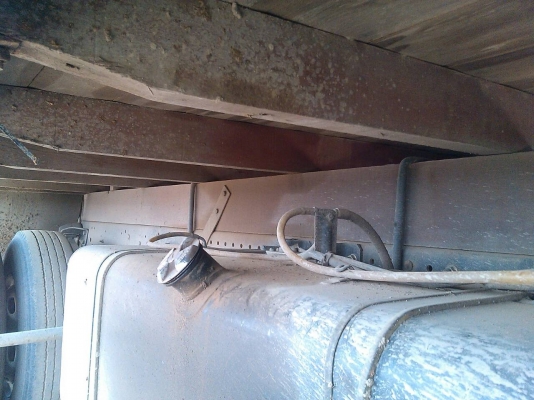 หกล้อ อีซูซุ NPR150แรง ปี54สภาพดีพน้อมใช้ ยาว5มทะเบียนพร้อมโอน