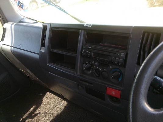 หกล้อ อีซูซุ NPR150แรง ปี54สภาพดีพน้อมใช้ ยาว5มทะเบียนพร้อมโอน