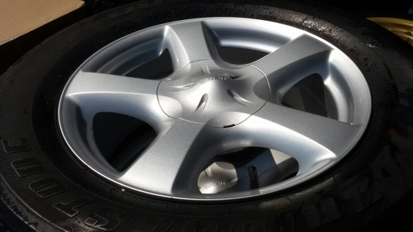 ล้อ isuzu ขอบ 17 พร้อมยาง bridgestone