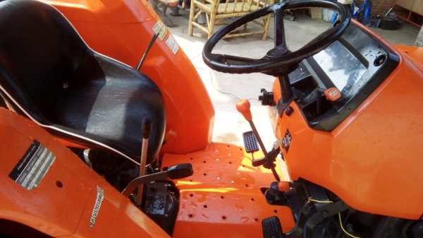 4508 สภาพดีมากยางใหม่4เส้นไม่มีจุดรั่วซึม ถ่ายของเลวเปลียนกรองทุกจุดอุปกรณ เอาไปไม่ต้องซ่อมใช้งานได้เลยเอาคันนี้ไปไม่ผิดหวังครับ 4508 สภาพดีมากยางใหม่4เส้นไม่มีจุดรั่วซึม ถ่ายของเลวเปลียนกรองทุกจุดอุปกรณ เอาไปไม่ต้องซ่อมใช้งานได้เลยเอาคันนี้ไปไม่ผิดหวังครับ