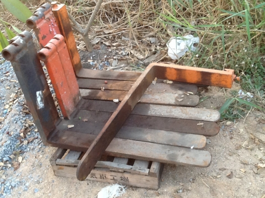 งารถยก1.5ตัน มีหลายคู่ราคาไม่แพงครับ