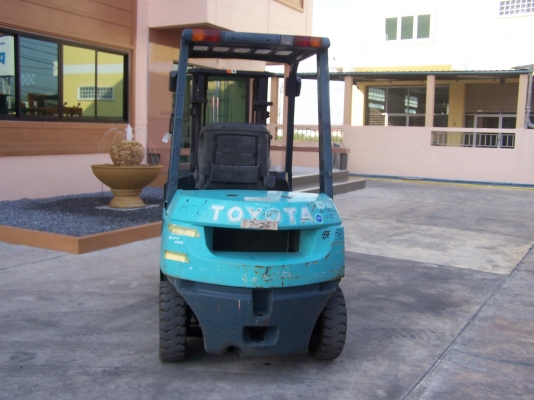 ขายรถ โฟล์คลิฟท์ TOYOTA รุ่น 7-FG20