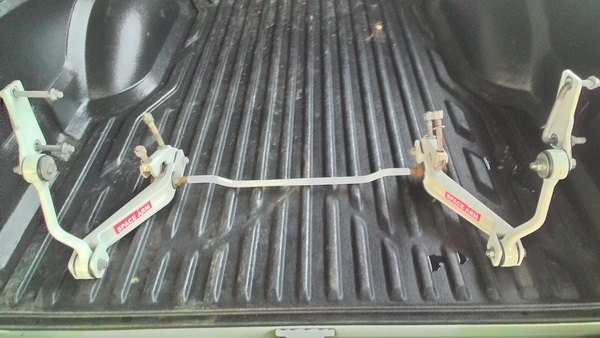 บันไดข้าง ใส่วีโก้ กันโคลงสวยๆ บันไดข้าง ใส่วีโก้ กันโคลงสวยๆ